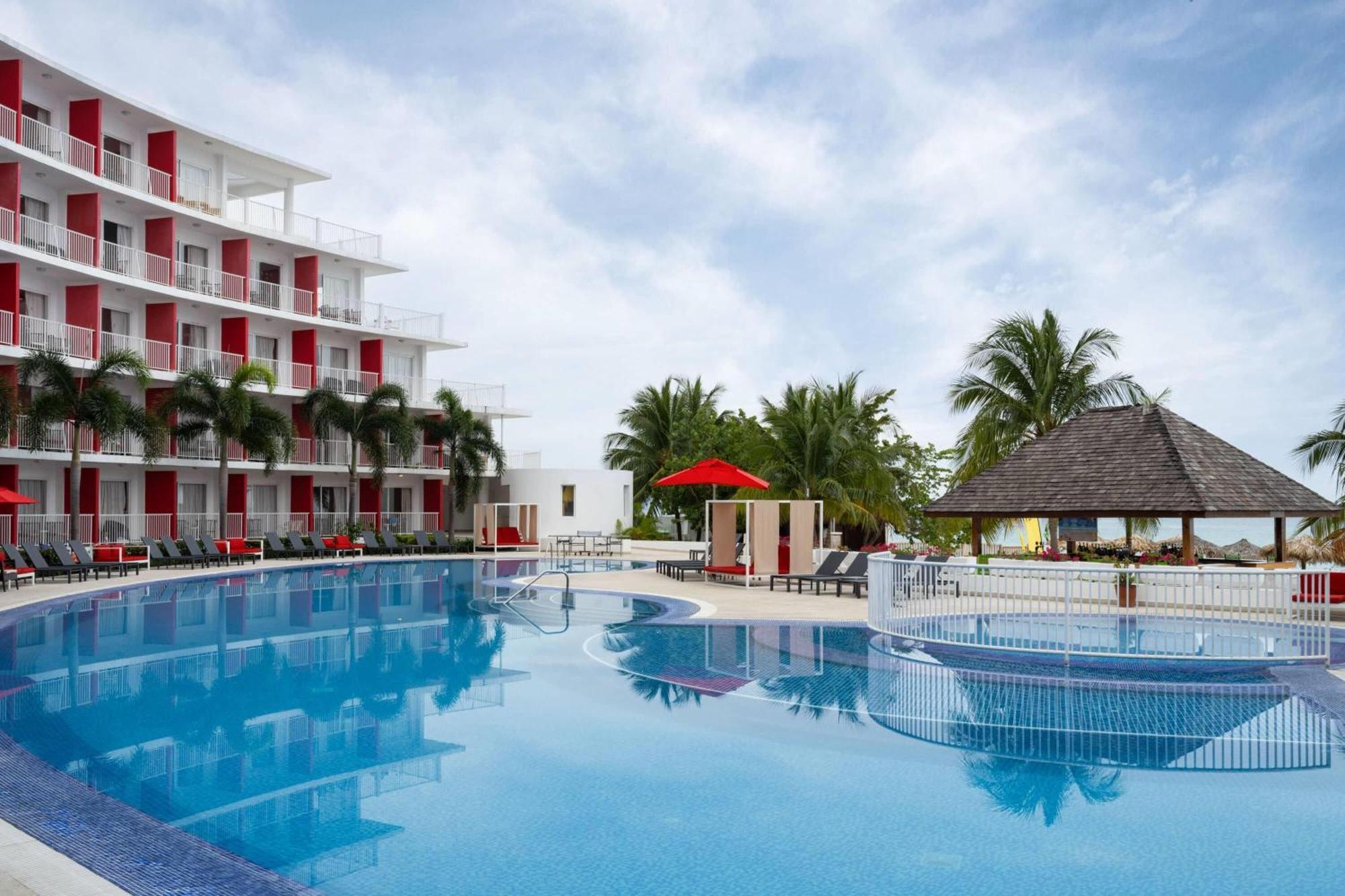 Grand Decameron Cornwall Beach, A Trademark All-Inclusive Resort Montego Bay Exteriér fotografie