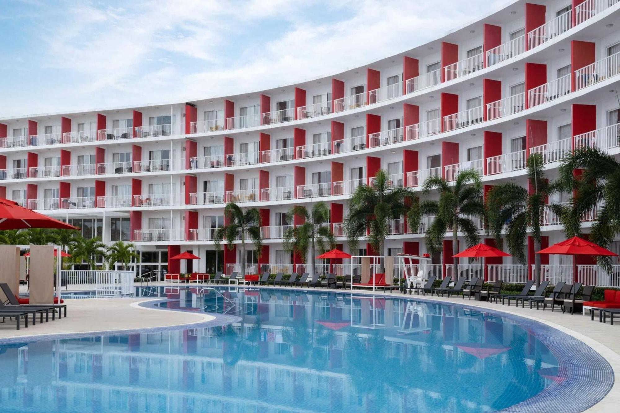 Grand Decameron Cornwall Beach, A Trademark All-Inclusive Resort Montego Bay Exteriér fotografie