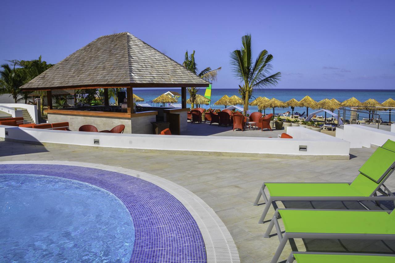 Grand Decameron Cornwall Beach, A Trademark All-Inclusive Resort Montego Bay Exteriér fotografie