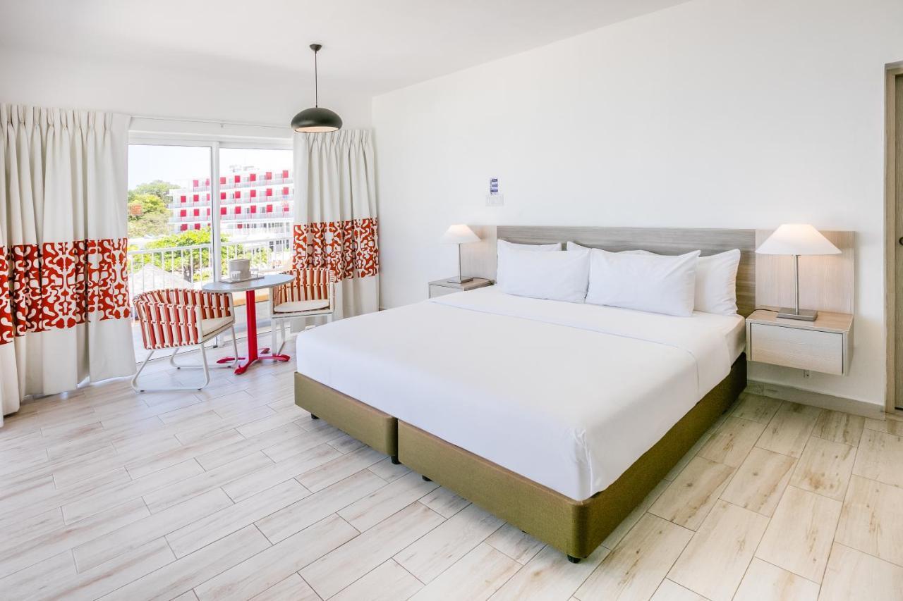 Grand Decameron Cornwall Beach, A Trademark All-Inclusive Resort Montego Bay Exteriér fotografie